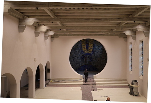 Blick in das Presbyterium, das für kleinere Abschiedsrituale genutzt werden soll